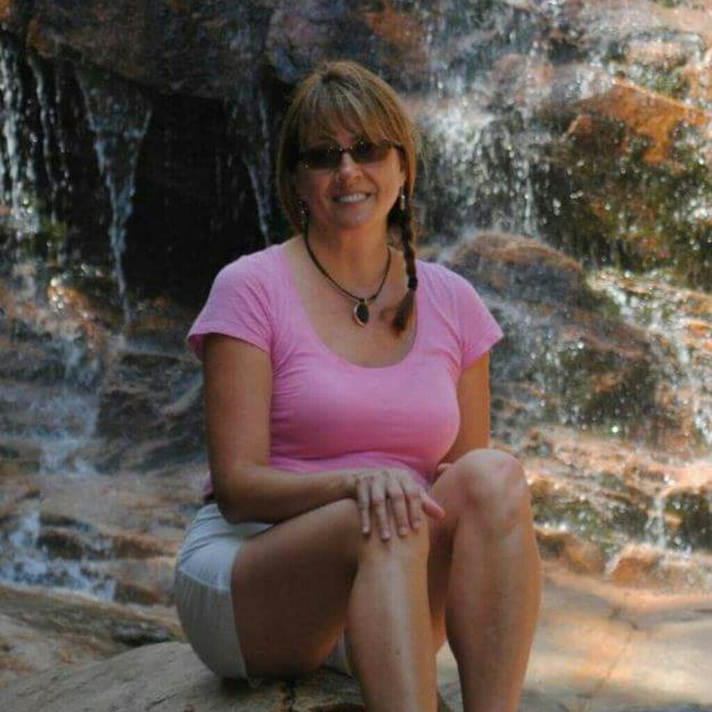 Meet your Posher, Michele